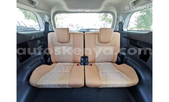 Imported Toyota Fortuner White Makiinaa iti Import - Dubai keessatti Central Kenya keessatti Imported Toyota Fortuner White Makiinaa iti Import - Dubai keessatti Central Kenya keessatti