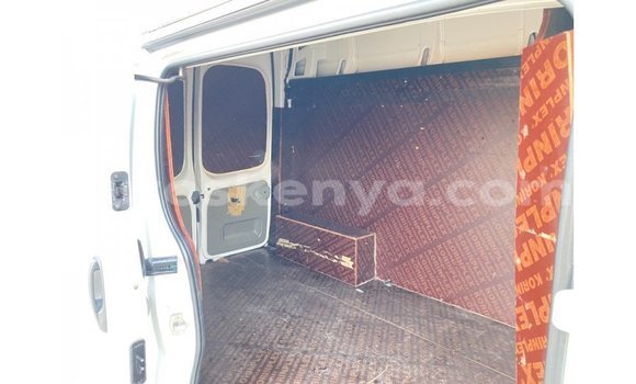 Imported Renault 6 White Makiinaa iti Import - Dubai keessatti Central Kenya keessatti Imported Renault 6 White Makiinaa iti Import - Dubai keessatti Central Kenya keessatti