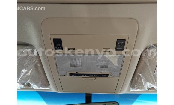 Buy Import Toyota Land Cruiser White Car in Import - Dubai in Central Kenya Buy Import Toyota Land Cruiser White Car in Import - Dubai in Central Kenya