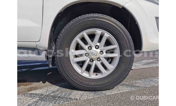 Buy Import Toyota Fortuner White Car in Import - Dubai in Central Kenya Buy Import Toyota Fortuner White Car in Import - Dubai in Central Kenya