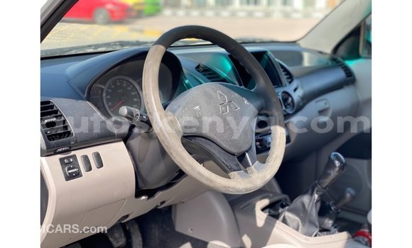 Buy Import Mitsubishi L200 White Car in Import - Dubai in Central Kenya Buy Import Mitsubishi L200 White Car in Import - Dubai in Central Kenya