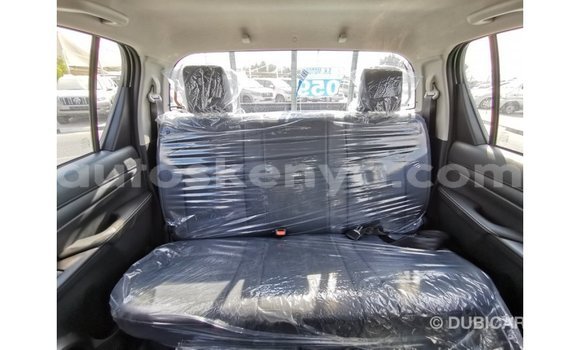 Nunua Imported Toyota Hilux Nyeupe Gari ndani ya Import - Dubai nchini Kati Kenya Nunua Imported Toyota Hilux Nyeupe Gari ndani ya Import - Dubai nchini Kati Kenya