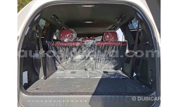 Nunua Imported Lexus GX Nyeupe Gari ndani ya Import - Dubai nchini Kati Kenya Nunua Imported Lexus GX Nyeupe Gari ndani ya Import - Dubai nchini Kati Kenya