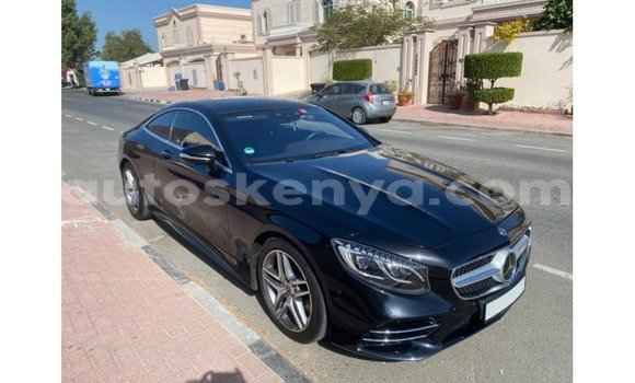 Nunua Imported Mercedes-Benz A200 Nyeusi Gari ndani ya Import - Dubai nchini Kati Kenya