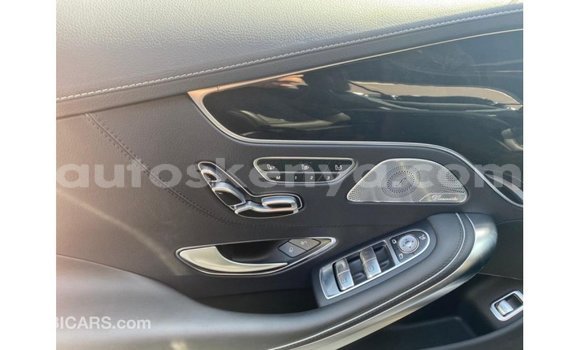 Nunua Imported Mercedes-Benz A200 Nyeusi Gari ndani ya Import - Dubai nchini Kati Kenya Nunua Imported Mercedes-Benz A200 Nyeusi Gari ndani ya Import - Dubai nchini Kati Kenya