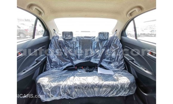 Imported Suzuki Dzire Brown Doqdoqqee iti Import - Dubai keessatti Central Kenya keessatti Imported Suzuki Dzire Brown Doqdoqqee iti Import - Dubai keessatti Central Kenya keessatti