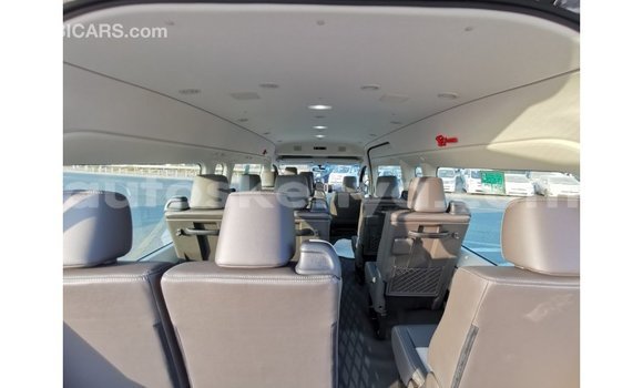 Buy Import Toyota Hiace Other Car in Import - Dubai in Central Kenya Buy Import Toyota Hiace Other Car in Import - Dubai in Central Kenya