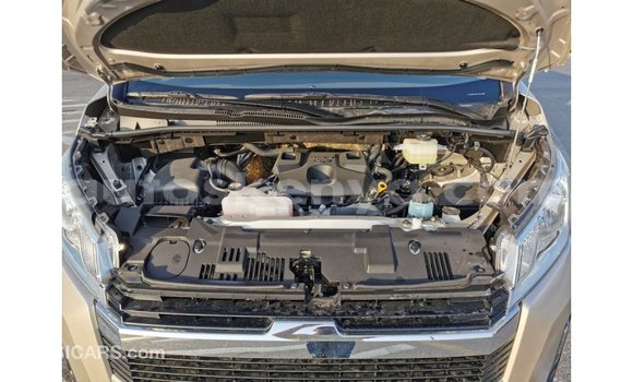 Buy Import Toyota Hiace Other Car in Import - Dubai in Central Kenya Buy Import Toyota Hiace Other Car in Import - Dubai in Central Kenya