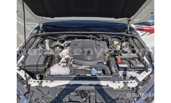 Buy Import Toyota Hilux White Car in Import - Dubai in Central Kenya Buy Import Toyota Hilux White Car in Import - Dubai in Central Kenya