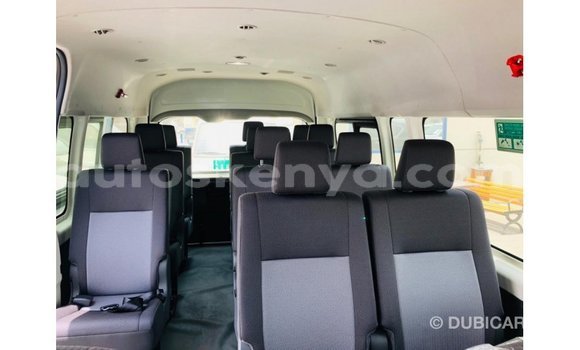 Buy Import Toyota Hiace White Car in Import - Dubai in Central Kenya Buy Import Toyota Hiace White Car in Import - Dubai in Central Kenya