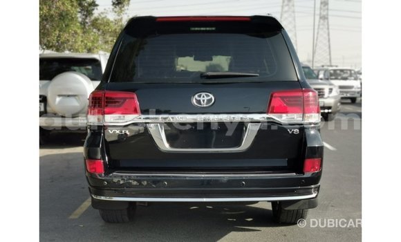 Buy Import Toyota Land Cruiser Black Car in Import - Dubai in Central Kenya Buy Import Toyota Land Cruiser Black Car in Import - Dubai in Central Kenya