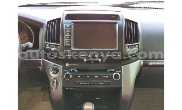 Buy Import Toyota Land Cruiser Black Car in Import - Dubai in Central Kenya Buy Import Toyota Land Cruiser Black Car in Import - Dubai in Central Kenya