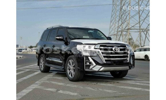Buy Import Toyota Land Cruiser Black Car in Import - Dubai in Central Kenya Buy Import Toyota Land Cruiser Black Car in Import - Dubai in Central Kenya
