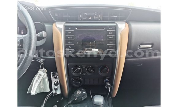 Nunua Imported Toyota Fortuner Nyingine Gari ndani ya Import - Dubai nchini Kati Kenya Nunua Imported Toyota Fortuner Nyingine Gari ndani ya Import - Dubai nchini Kati Kenya