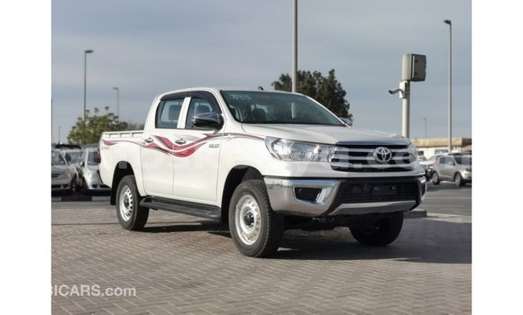 Buy Import Toyota Hilux White Car in Import - Dubai in Central Kenya Buy Import Toyota Hilux White Car in Import - Dubai in Central Kenya