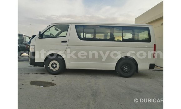 Imported Toyota DA White Netiree iti Import - Dubai keessatti Central Kenya keessatti Imported Toyota DA White Netiree iti Import - Dubai keessatti Central Kenya keessatti