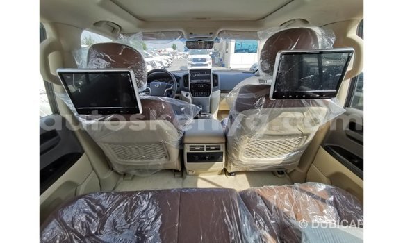 Nunua Imported Toyota Land Cruiser Nyeusi Gari ndani ya Import - Dubai nchini Kati Kenya Nunua Imported Toyota Land Cruiser Nyeusi Gari ndani ya Import - Dubai nchini Kati Kenya