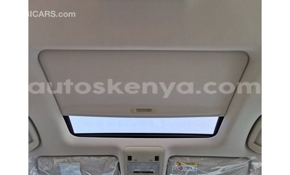 Nunua Imported Toyota Land Cruiser Nyeupe Gari ndani ya Import - Dubai nchini Kati Kenya Nunua Imported Toyota Land Cruiser Nyeupe Gari ndani ya Import - Dubai nchini Kati Kenya