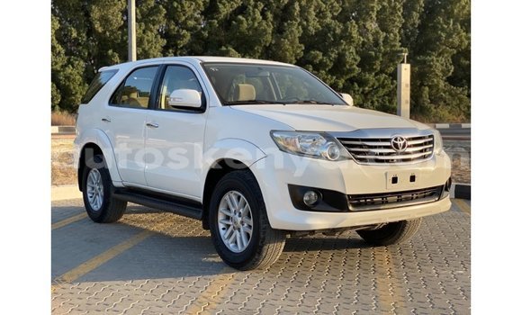 Buy Import Toyota Fortuner White Car in Import - Dubai in Central Kenya Buy Import Toyota Fortuner White Car in Import - Dubai in Central Kenya