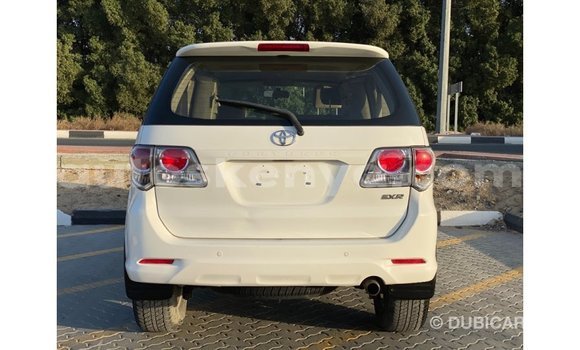 Buy Import Toyota Fortuner White Car in Import - Dubai in Central Kenya Buy Import Toyota Fortuner White Car in Import - Dubai in Central Kenya