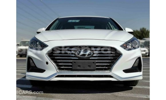 Nunua Imported Hyundai Sonata Nyeupe Gari ndani ya Import - Dubai nchini Kati Kenya Nunua Imported Hyundai Sonata Nyeupe Gari ndani ya Import - Dubai nchini Kati Kenya