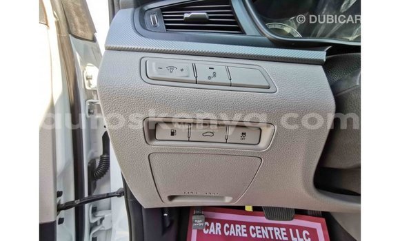 Nunua Imported Hyundai Sonata Nyeupe Gari ndani ya Import - Dubai nchini Kati Kenya Nunua Imported Hyundai Sonata Nyeupe Gari ndani ya Import - Dubai nchini Kati Kenya