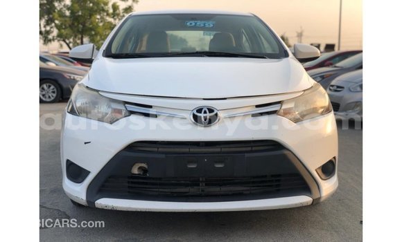 Nunua Imported Toyota Yaris Nyeupe Gari ndani ya Import - Dubai nchini Kati Kenya Nunua Imported Toyota Yaris Nyeupe Gari ndani ya Import - Dubai nchini Kati Kenya