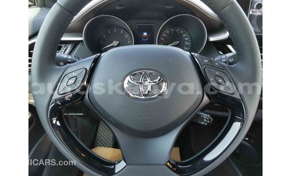 Nunua Imported Toyota C-HR Nyingine Gari ndani ya Import - Dubai nchini Kati Kenya Nunua Imported Toyota C-HR Nyingine Gari ndani ya Import - Dubai nchini Kati Kenya