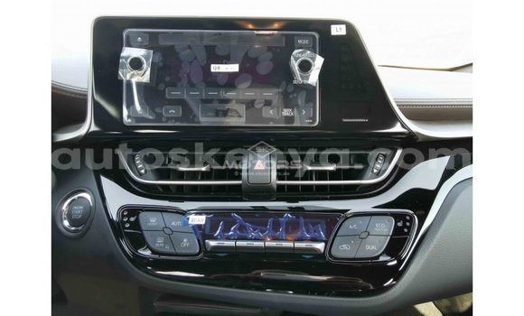 Nunua Imported Toyota C-HR Nyingine Gari ndani ya Import - Dubai nchini Kati Kenya Nunua Imported Toyota C-HR Nyingine Gari ndani ya Import - Dubai nchini Kati Kenya