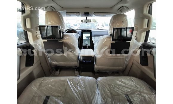 Buy Import Toyota Prado White Car in Import - Dubai in Central Kenya Buy Import Toyota Prado White Car in Import - Dubai in Central Kenya