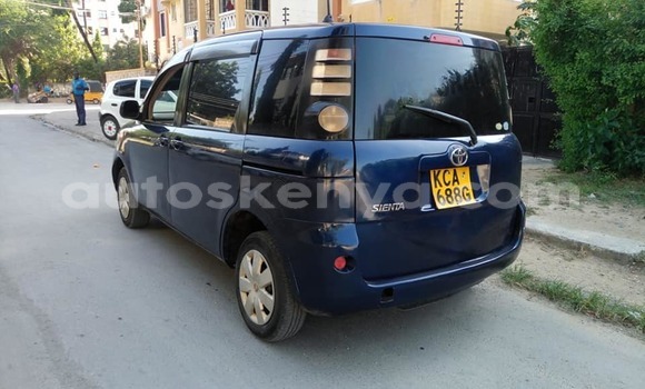 Oofamaa Toyota Sienta Blue Makiinaa iti Mombasa keessatti Coastal Kenya keessatti Oofamaa Toyota Sienta Blue Makiinaa iti Mombasa keessatti Coastal Kenya keessatti
