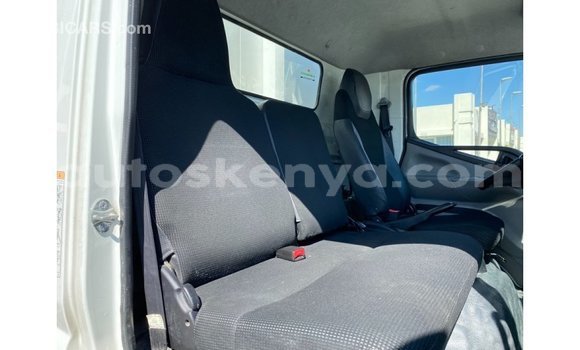 Nunua Imported Mitsubishi i Nyeupe Gari ndani ya Import - Dubai nchini Kati Kenya Nunua Imported Mitsubishi i Nyeupe Gari ndani ya Import - Dubai nchini Kati Kenya