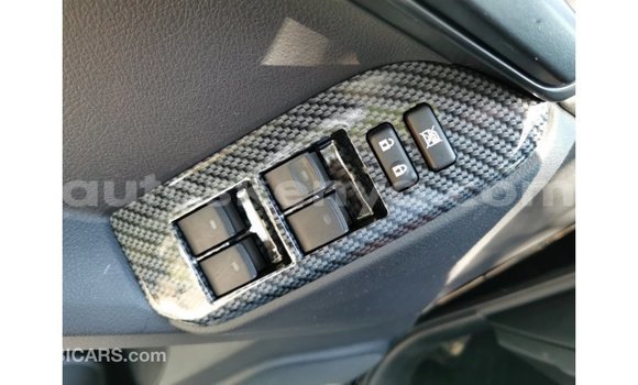 Nunua Imported Toyota Prado Nyeusi Gari ndani ya Import - Dubai nchini Kati Kenya Nunua Imported Toyota Prado Nyeusi Gari ndani ya Import - Dubai nchini Kati Kenya