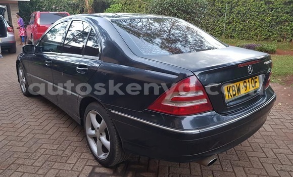 Buy Used Mercedes‒Benz C–Class Black Car in Nairobi in Nairobi Buy Used Mercedes‒Benz C–Class Black Car in Nairobi in Nairobi