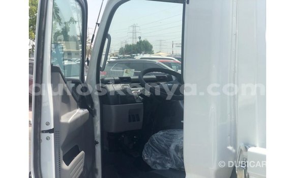 Nunua Imported Mitsubishi Carisma Nyeupe Gari ndani ya Import - Dubai nchini Kati Kenya Nunua Imported Mitsubishi Carisma Nyeupe Gari ndani ya Import - Dubai nchini Kati Kenya