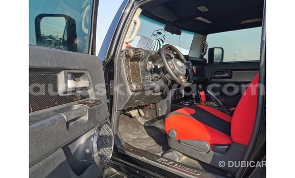 Buy Import Toyota FJ Cruiser Black Car in Import - Dubai in Central Kenya Buy Import Toyota FJ Cruiser Black Car in Import - Dubai in Central Kenya