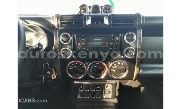 Buy Import Toyota FJ Cruiser Black Car in Import - Dubai in Central Kenya Buy Import Toyota FJ Cruiser Black Car in Import - Dubai in Central Kenya
