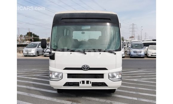 Nunua Imported Toyota Coaster Nyeupe Gari ndani ya Import - Dubai nchini Kati Kenya Nunua Imported Toyota Coaster Nyeupe Gari ndani ya Import - Dubai nchini Kati Kenya