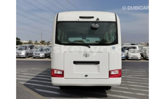 Nunua Imported Toyota Coaster Nyeupe Gari ndani ya Import - Dubai nchini Kati Kenya Nunua Imported Toyota Coaster Nyeupe Gari ndani ya Import - Dubai nchini Kati Kenya