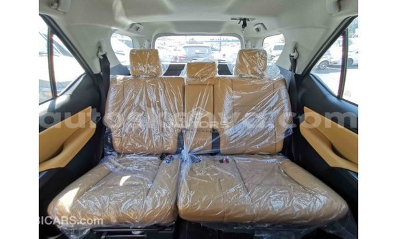 Imported Toyota Fortuner Black Makiinaa iti Import - Dubai keessatti Central Kenya keessatti Imported Toyota Fortuner Black Makiinaa iti Import - Dubai keessatti Central Kenya keessatti