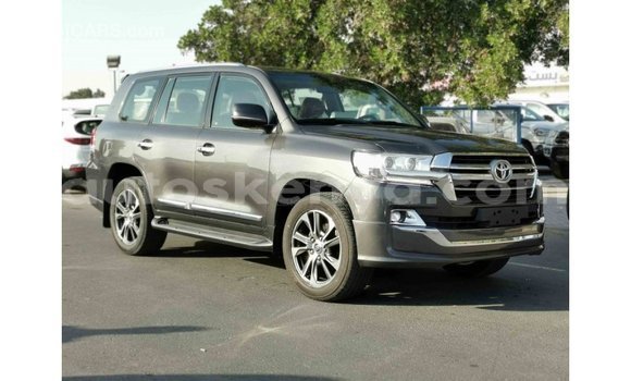 Nunua Imported Toyota Land Cruiser Nyingine Gari ndani ya Import - Dubai nchini Kati Kenya Nunua Imported Toyota Land Cruiser Nyingine Gari ndani ya Import - Dubai nchini Kati Kenya