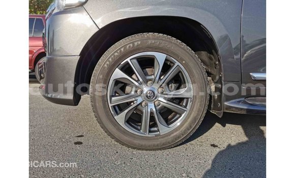 Nunua Imported Toyota Land Cruiser Nyingine Gari ndani ya Import - Dubai nchini Kati Kenya Nunua Imported Toyota Land Cruiser Nyingine Gari ndani ya Import - Dubai nchini Kati Kenya