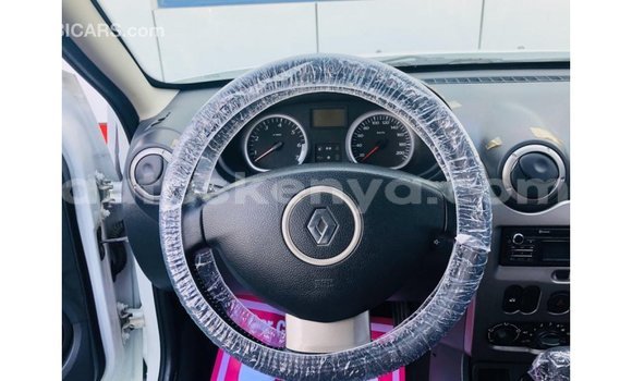 Nunua Imported Renault Duster Nyeupe Gari ndani ya Import - Dubai nchini Kati Kenya Nunua Imported Renault Duster Nyeupe Gari ndani ya Import - Dubai nchini Kati Kenya