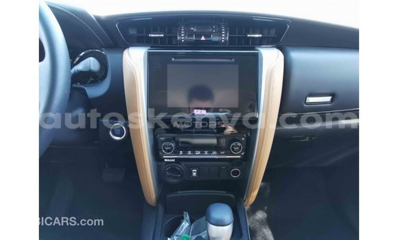 Nunua Imported Toyota Fortuner Nyingine Gari ndani ya Import - Dubai nchini Kati Kenya Nunua Imported Toyota Fortuner Nyingine Gari ndani ya Import - Dubai nchini Kati Kenya