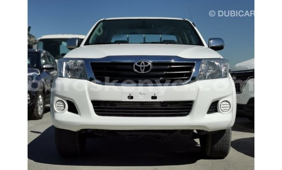 Imported Toyota Hilux White Makiinaa iti Import - Dubai keessatti Central Kenya keessatti Imported Toyota Hilux White Makiinaa iti Import - Dubai keessatti Central Kenya keessatti
