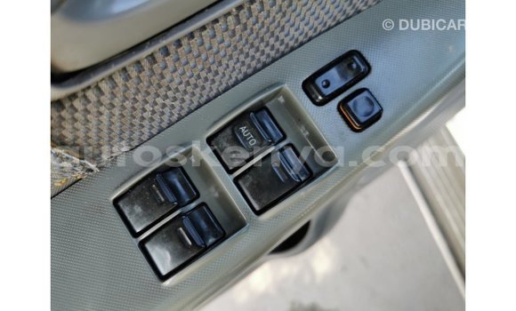 Imported Toyota Hilux White Makiinaa iti Import - Dubai keessatti Central Kenya keessatti Imported Toyota Hilux White Makiinaa iti Import - Dubai keessatti Central Kenya keessatti