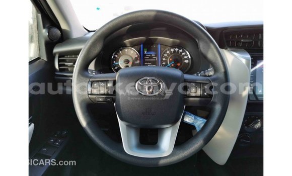Imported Toyota Fortuner Black Makiinaa iti Import - Dubai keessatti Central Kenya keessatti Imported Toyota Fortuner Black Makiinaa iti Import - Dubai keessatti Central Kenya keessatti