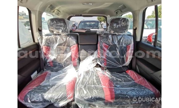 Imported Toyota Land Cruiser Black Makiinaa iti Import - Dubai keessatti Central Kenya keessatti Imported Toyota Land Cruiser Black Makiinaa iti Import - Dubai keessatti Central Kenya keessatti