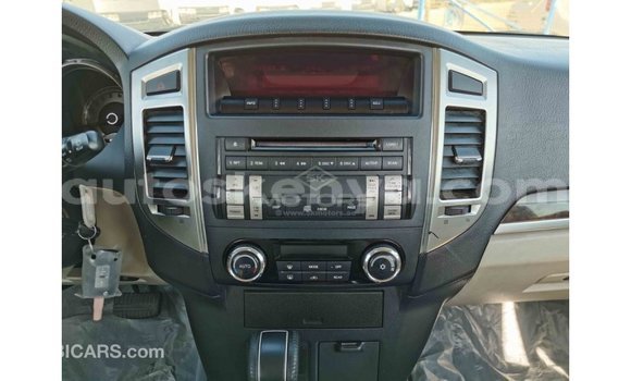 Buy Import Mitsubishi Pajero White Car in Import - Dubai in Central Kenya Buy Import Mitsubishi Pajero White Car in Import - Dubai in Central Kenya