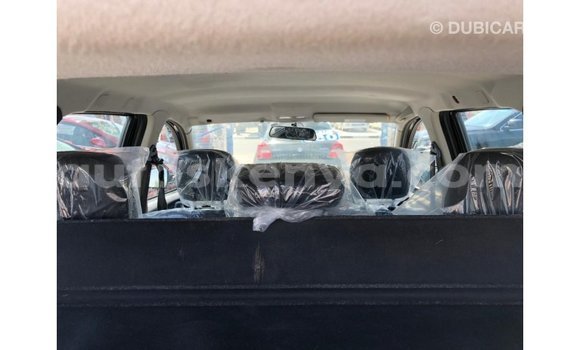 Nunua Imported Renault Duster Kijani Gari ndani ya Import - Dubai nchini Kati Kenya Nunua Imported Renault Duster Kijani Gari ndani ya Import - Dubai nchini Kati Kenya